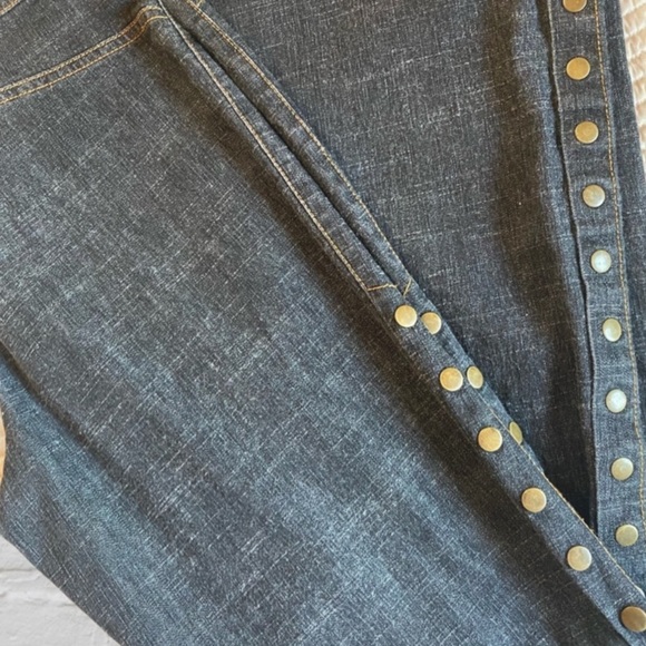 Cache Gray Wash Lower Leg Side Buttons Mid Rise Wide Leg Denim Jeans - Picture 1 of 10